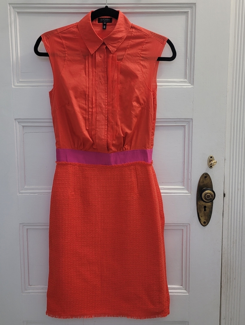 Escada Sport Colorblock Dress Coral Papaya Orange Pink Pleated Textured Size 34
